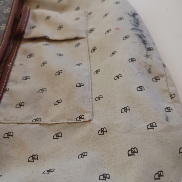 COPY - Dooney & Bourke tote bag - Picture 6 of 9